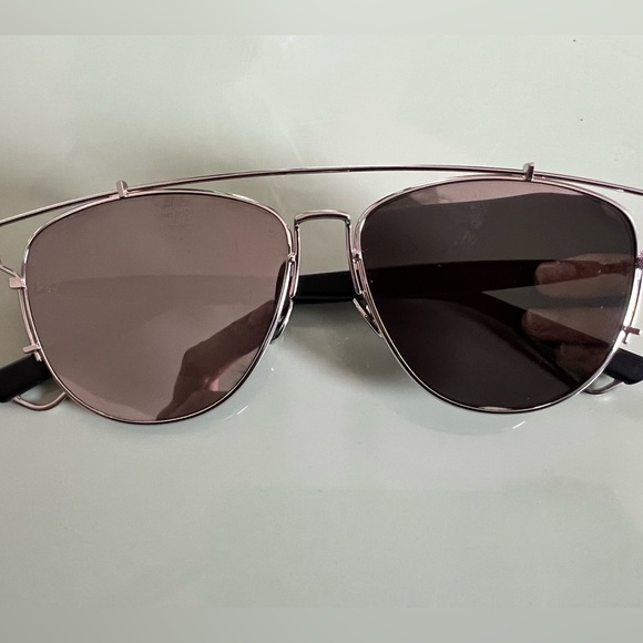 Dior Sunglasses - Picture 5 of 11